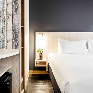 Standard Zimmer mit Kingsize-Bett